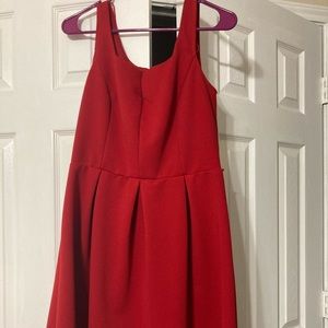 Red sleeveless dress